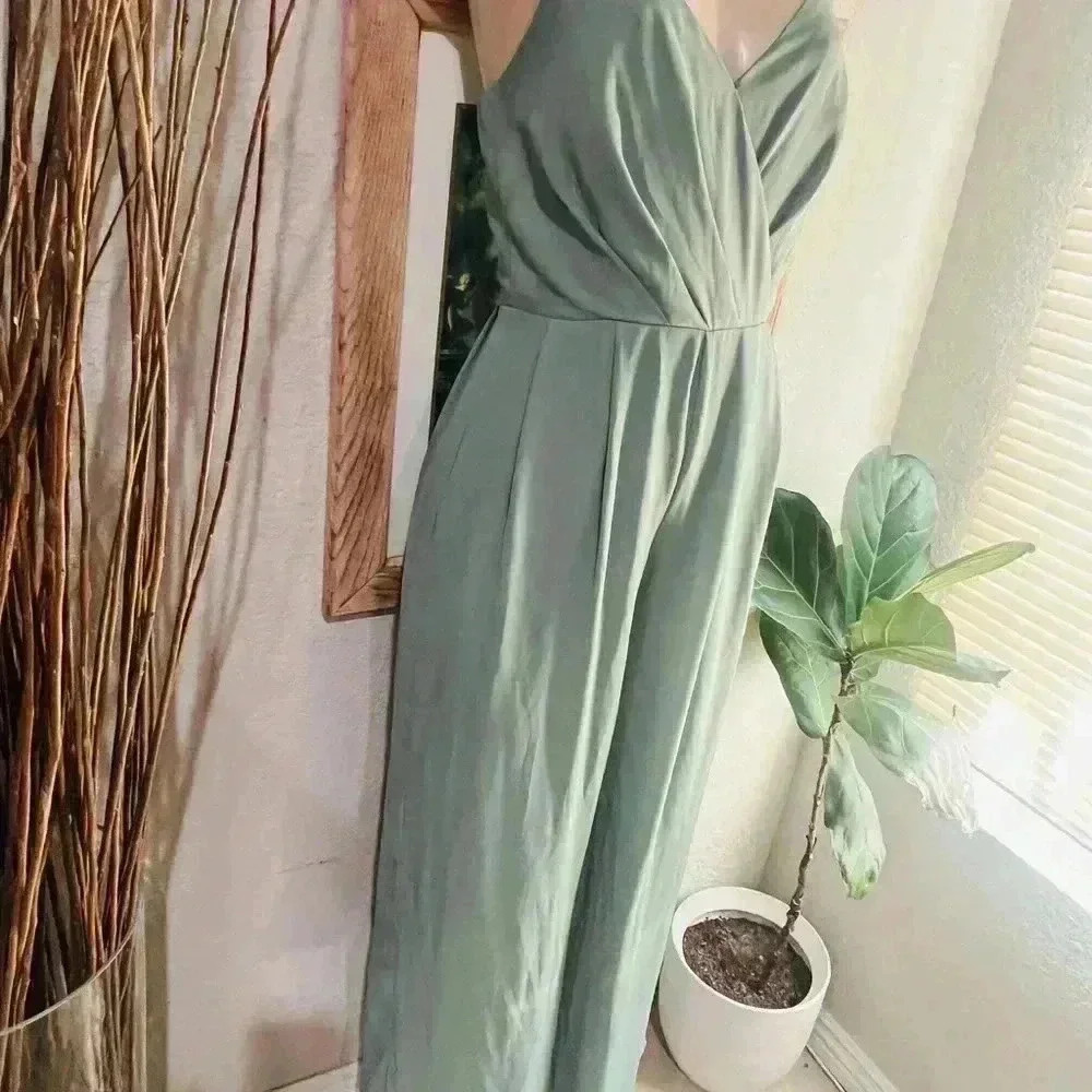Lulus Call me faux women’s romper in size XS - Picture 3 of 14